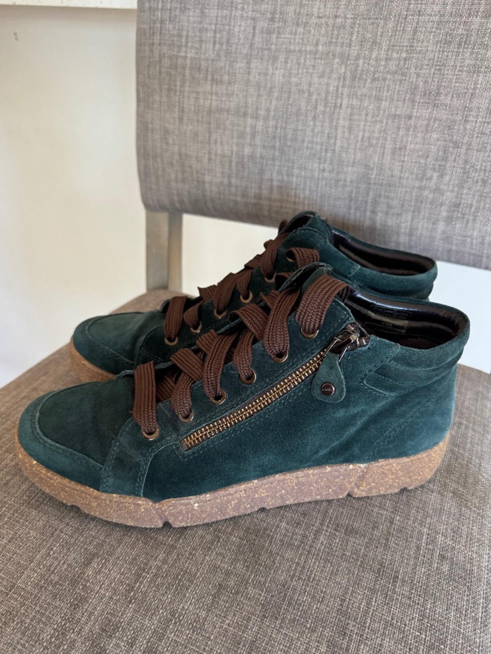 Ara High Top Suede Sneaker - Like New